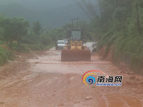 吊罗山乡交通新动态，迈向便捷未来