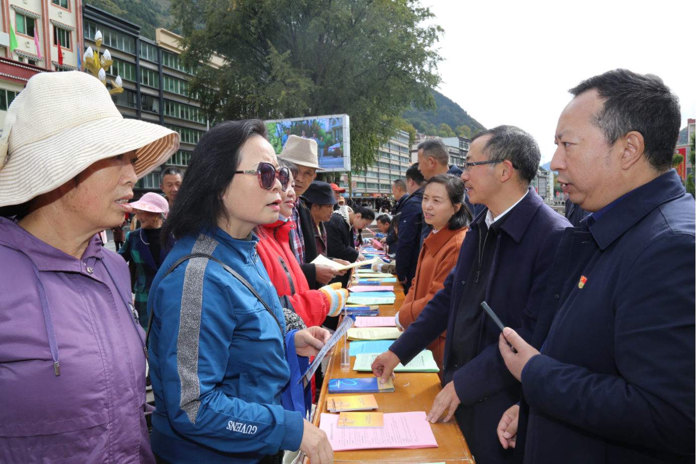 阿坝藏族羌族自治州人口计生委领导团队简介